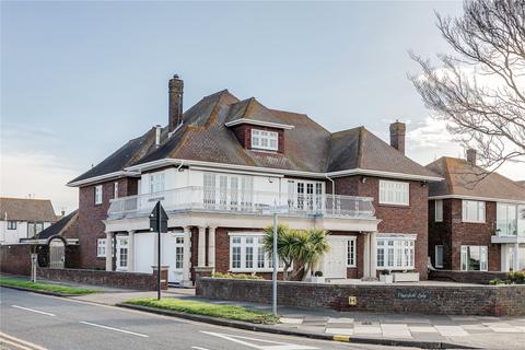 5 bedroom detached house for sale, Thorpe Bay Gardens, Thorpe Bay, Essex, SS1