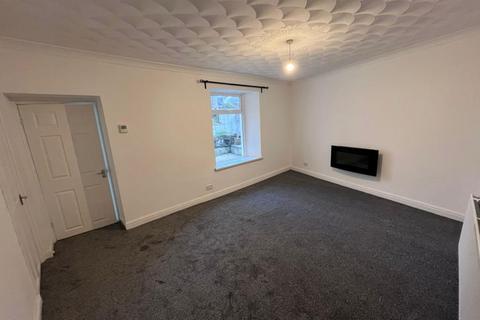 3 bedroom end of terrace house to rent, 28 Lynn Street Cwmbwrla  Swansea