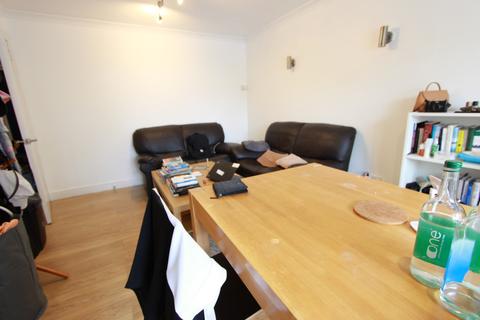 1 bedroom flat to rent, Gresse Street, London W1T