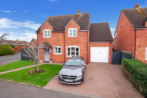 3 bedroom detached house for sale, Seward Close, Badsey, Evesham