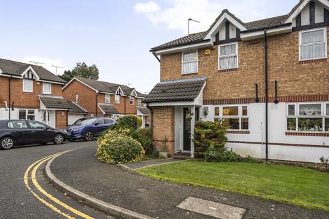 3 bedroom end of terrace house for sale, Hazelwood Close, Harrow, Middlesex