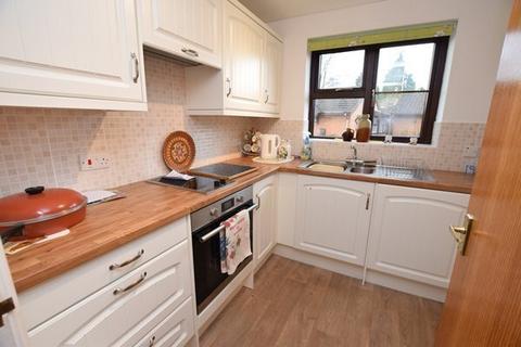 2 bedroom detached bungalow for sale, Goosefield Close, Market Drayton, Shropshire