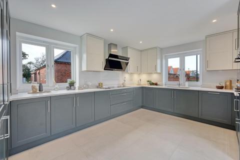 4 bedroom mews for sale, Brizes Park, Kelvedon Hatch