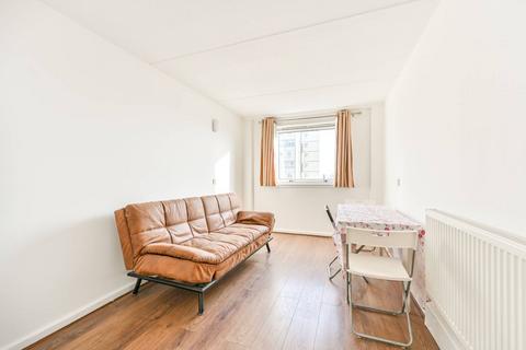 1 bedroom flat for sale, Connor Court, Alfreda Street, Battersea, London, SW11