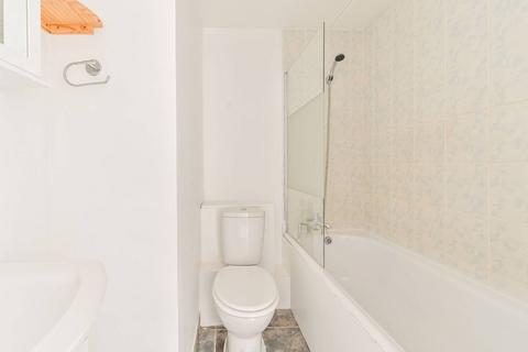 1 bedroom flat for sale, Alfreda Street, Battersea Park, Battersea, London, SW11