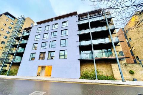 2 bedroom apartment to rent, Boardwalk Place E14