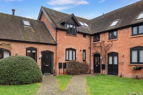 4 bedroom barn conversion for sale, 6 Holt Castle Barns, Holt Heath, Worcestershire. WR6 6NJ