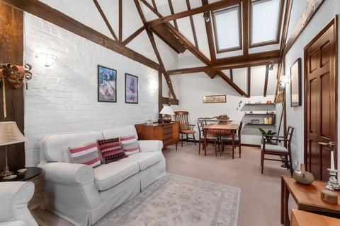 4 bedroom barn conversion for sale, 6 Holt Castle Barns, Holt Heath, Worcestershire. WR6 6NJ