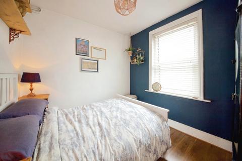 1 bedroom flat for sale, Kilburn High Rd, Kilburn