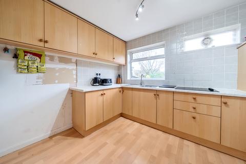 82 Hazell Way, Stoke Poges, Slough, SL2 4DG