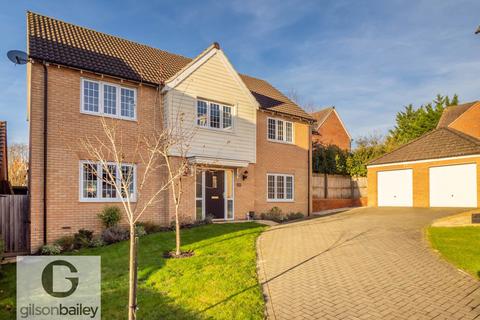 4 bedroom detached house for sale, Willow Close, Norwich NR13