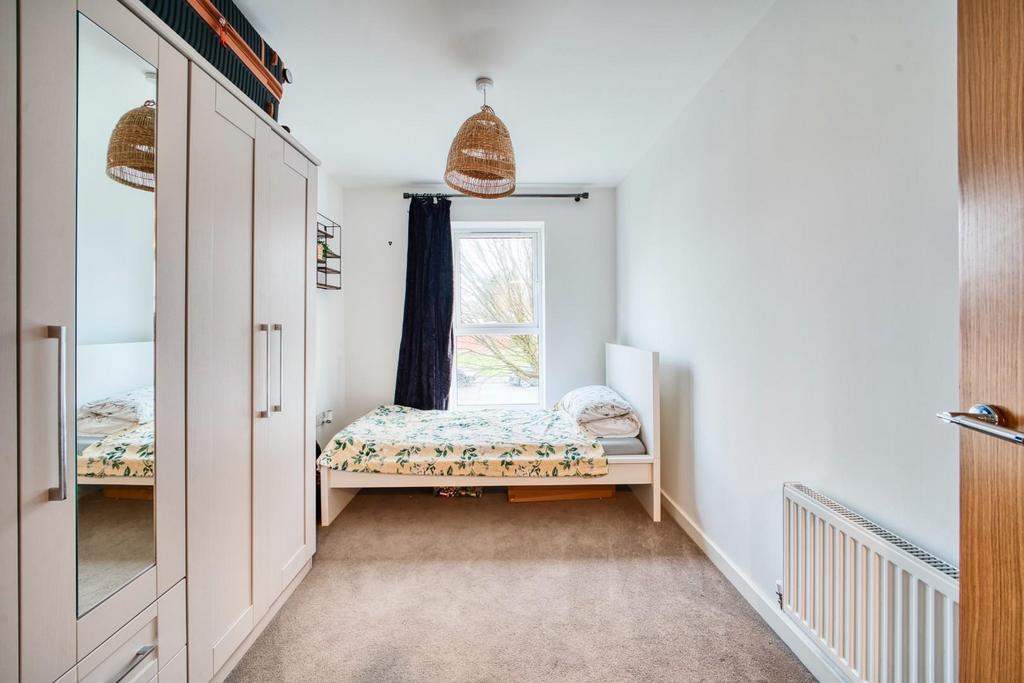 10 Strawberry drive - Mark Templer X Photo CB 15.jp