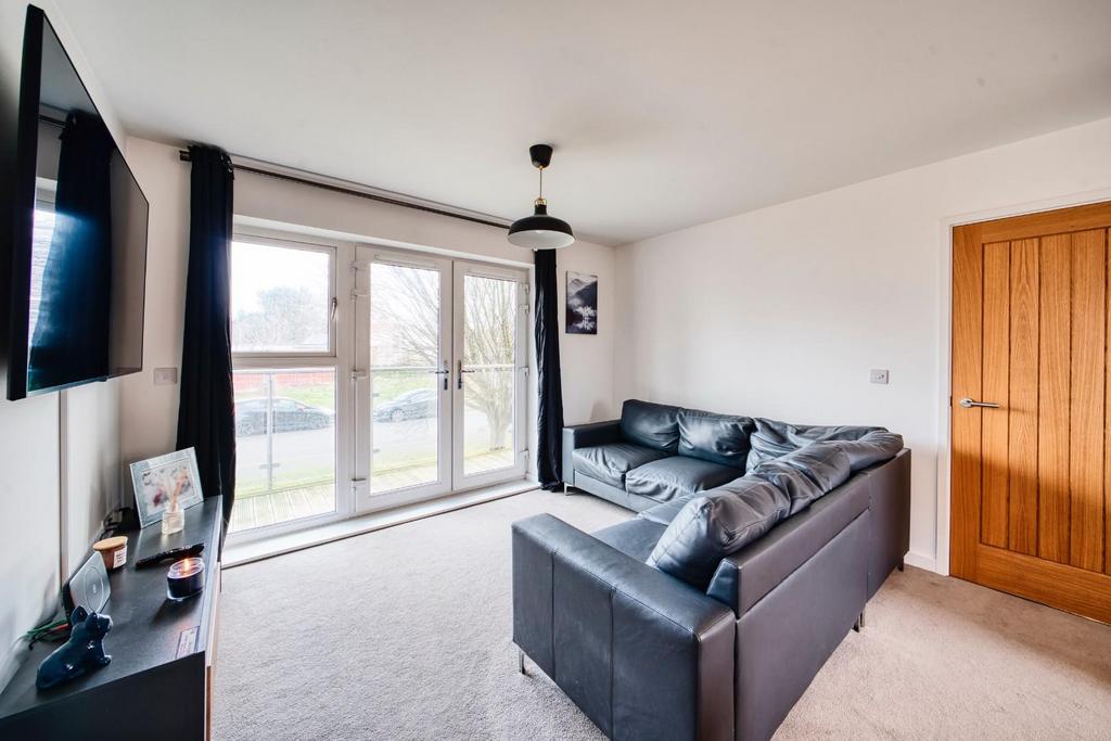 10 Strawberry drive - Mark Templer X Photo CB 20.jp