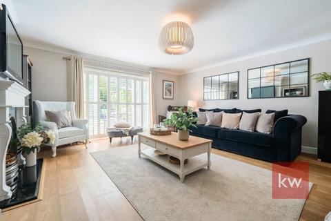 70 Church Road, Chavey Down, Ascot, SL5 8RR