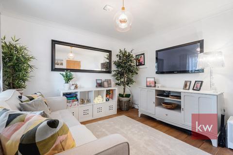 70 Church Road, Chavey Down, Ascot, SL5 8RR