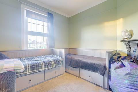 43 West Road, Shoeburyness, Southend-on-sea, SS3 9DR