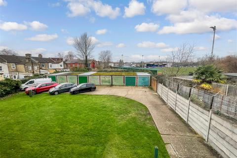 2 bedroom apartment for sale, Garner Road, Walthamstow