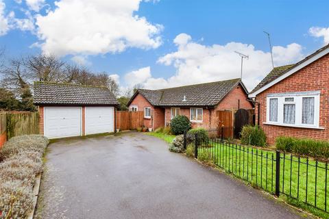 3 bedroom detached bungalow for sale, Broadhurst Drive, Kennington, Ashford, Kent