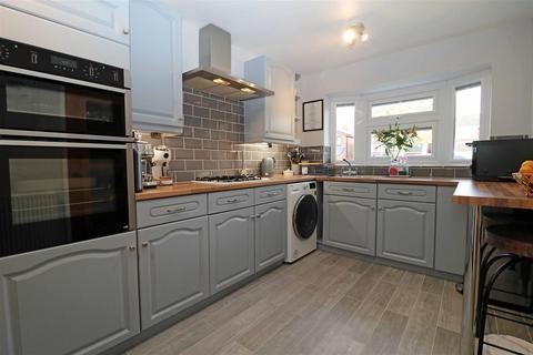 4 bedroom detached house for sale, Townesend Close, Woodloes Park Warwick