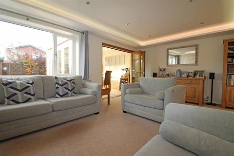 4 bedroom detached house for sale, Townesend Close, Woodloes Park Warwick