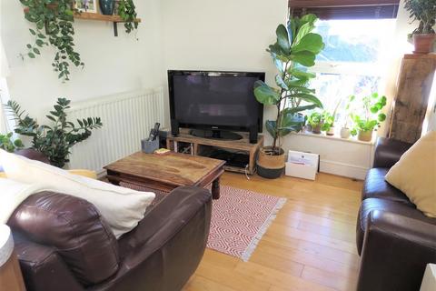 2 bedroom apartment to rent, Adys Road, Peckham, SE15