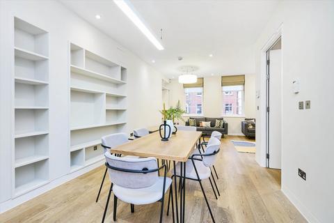 4 bedroom flat to rent, Bentinck Street, London, W1U