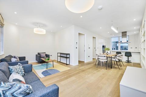 4 bedroom flat to rent, Bentinck Street, London, W1U