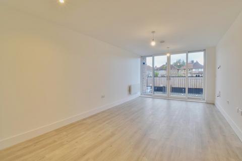 2 bedroom apartment to rent, St. Albans Road, Hertfordshire WD24