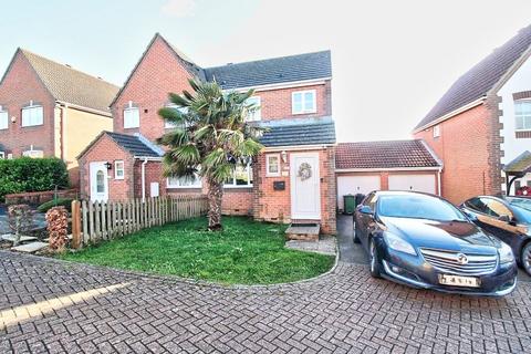 3 bedroom semi-detached house for sale, Eden Close, Pevensey BN24