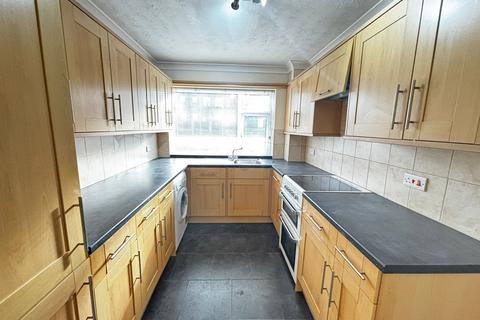 2 bedroom flat to rent, Wilton Place, Basingstoke RG21