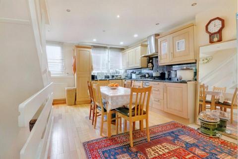 4 bedroom terraced house to rent, Clement Close, Brondesbury Park, London, NW6