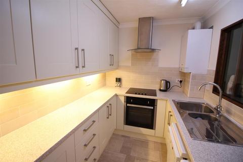 2 bedroom apartment for sale, Grangefield Court, Leeds LS25