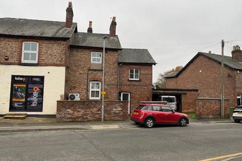 2 bedroom apartment to rent, The Flat, Moor Ln, W/s, SK9 6AG