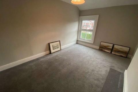 2 bedroom apartment to rent, The Flat, Moor Ln, W/s, SK9 6AG