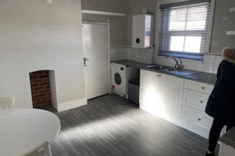 2 bedroom apartment to rent, The Flat, Moor Ln, W/s, SK9 6AG