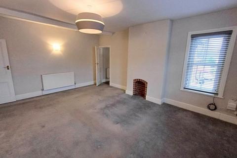 2 bedroom apartment to rent, The Flat, Moor Ln, W/s, SK9 6AG