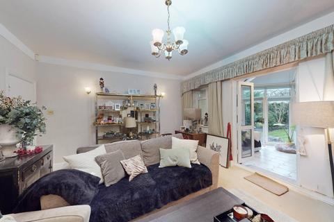 5 bedroom detached house for sale, Totteridge Green, London, N20