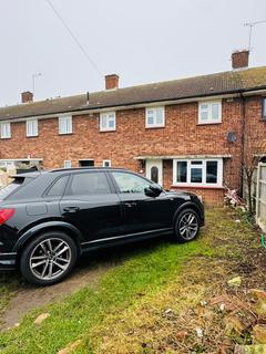 3 bedroom semi-detached house to rent, Lavender Rise West Drayton, UB7