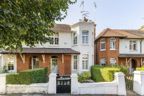 4 bedroom end of terrace house for sale, Winscombe Crescent, Ealing