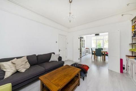 4 bedroom end of terrace house for sale, Winscombe Crescent, Ealing