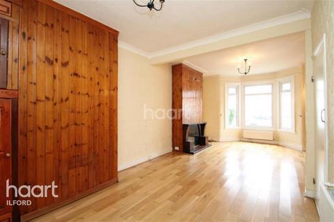 3 bedroom detached house to rent, Windsor Road, ILFORD