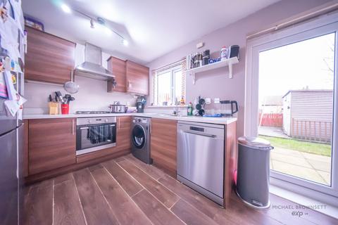 3 bedroom semi-detached house for sale, Bradford BD6