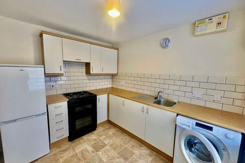 2 bedroom end of terrace house to rent, King Street, Stourbridge DY9