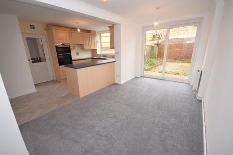 67 Addison Road, Rugby, CV22 7DA