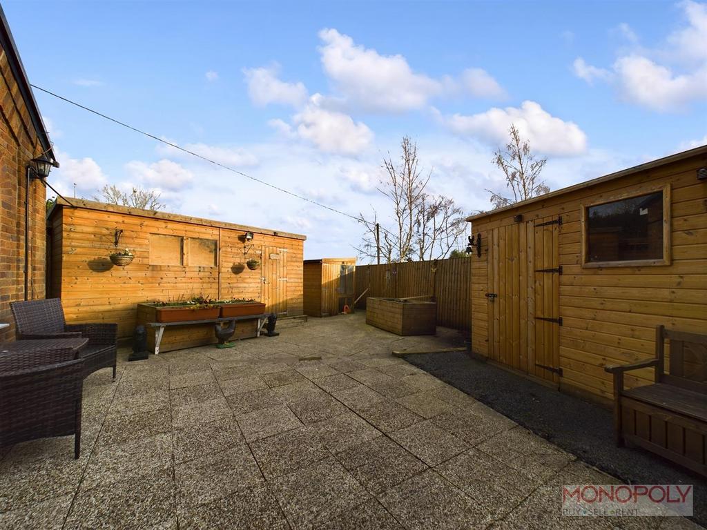 CAM01979 G0-PR0367-STILL021.jpg