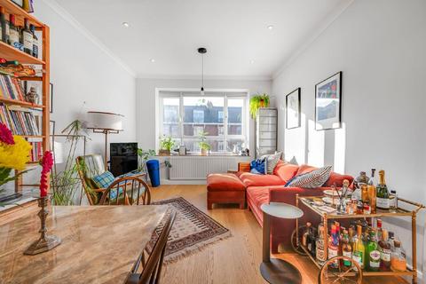 2 bedroom flat for sale, Fortune Green Road, West Hampstead