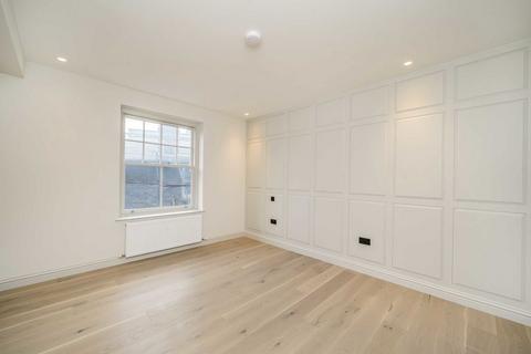 1 bedroom flat for sale, Hillcrest Road, London W3