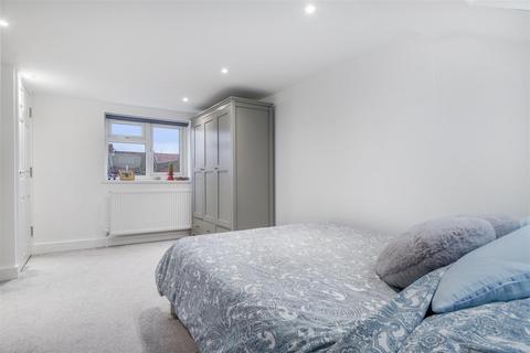 2 bedroom maisonette for sale, Rucklidge Avenue, Willesden Junction, London