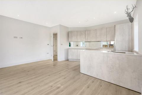 1 bedroom apartment for sale, 105 Manor Road, Chigwell IG7