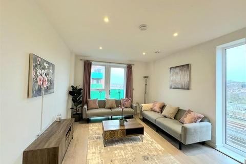 2 bedroom apartment to rent, Matthews Close, Wembley Park